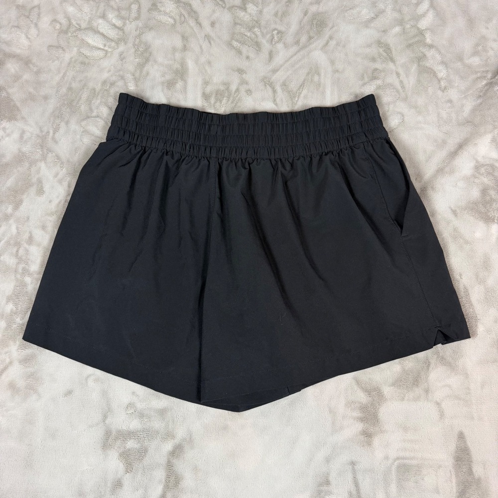 Athleta High Rise Weekender Run Short Black Athletic Training Shorts Size M
